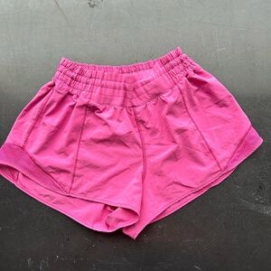 Lululemon 4 inch sonic pink hot hots